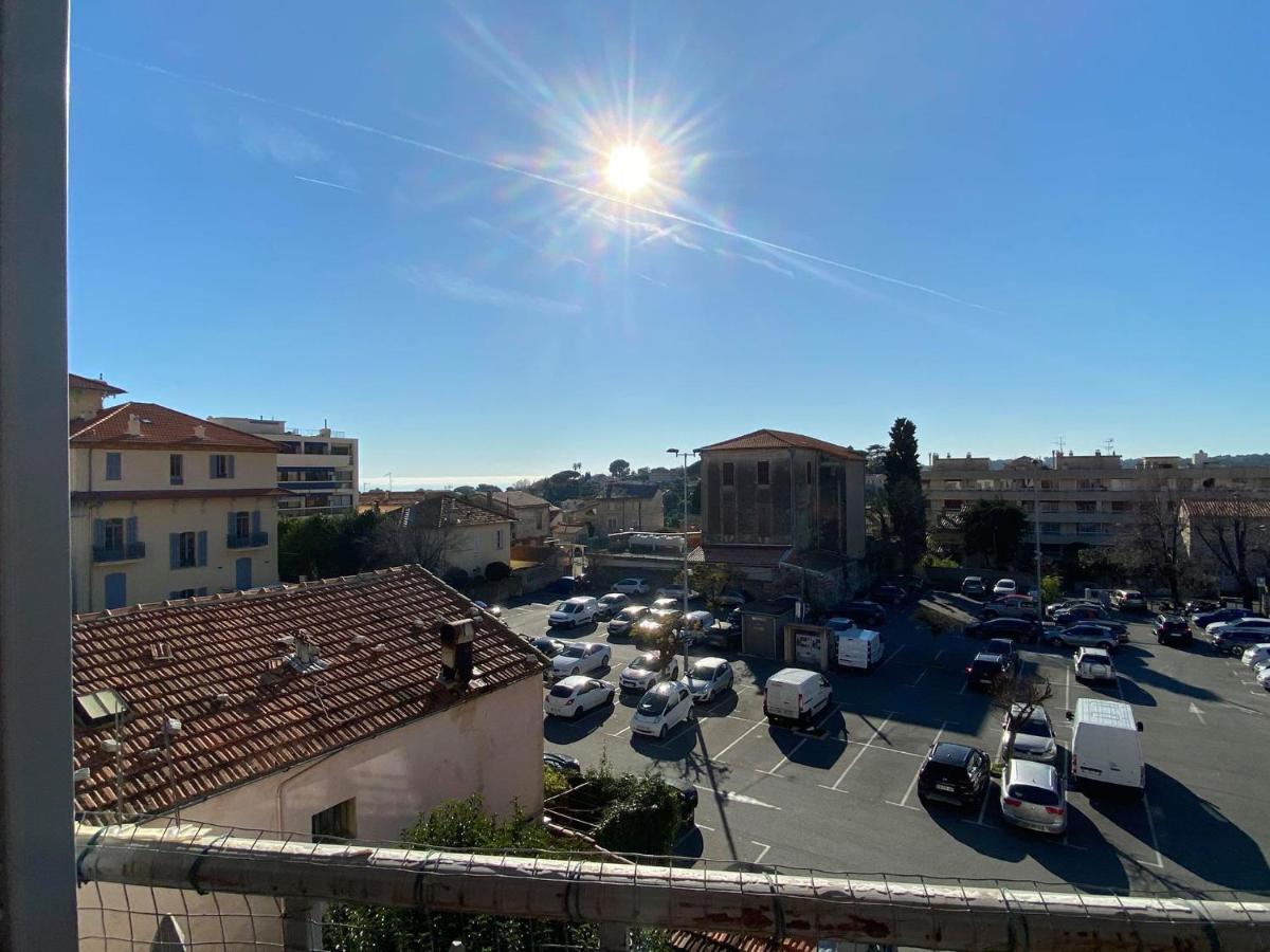Superbe studio au centre de Vence Apartamento Exterior foto